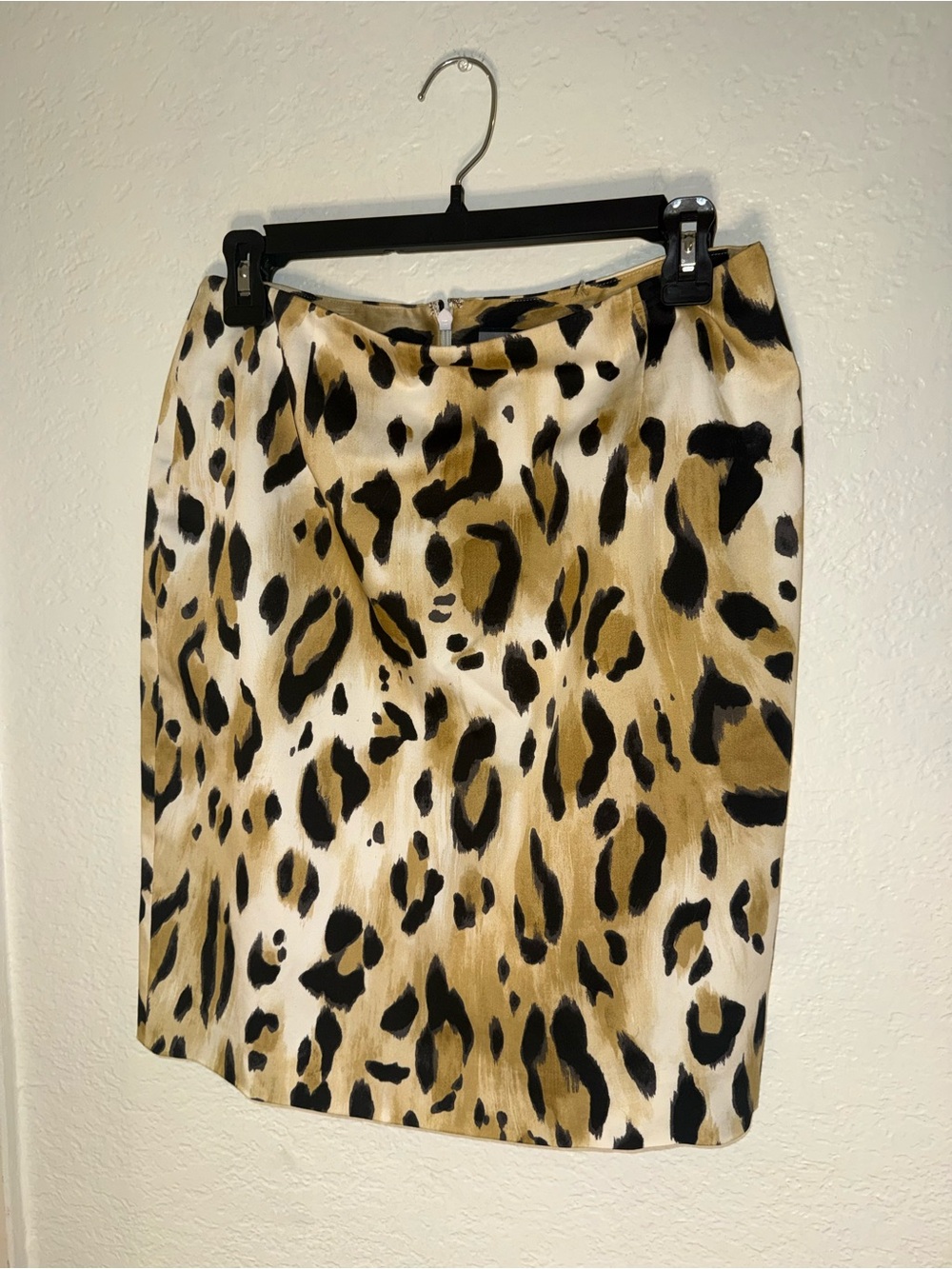 Anne Klein Leopard-Print Pencil Skirt in Tan, Black and Cream